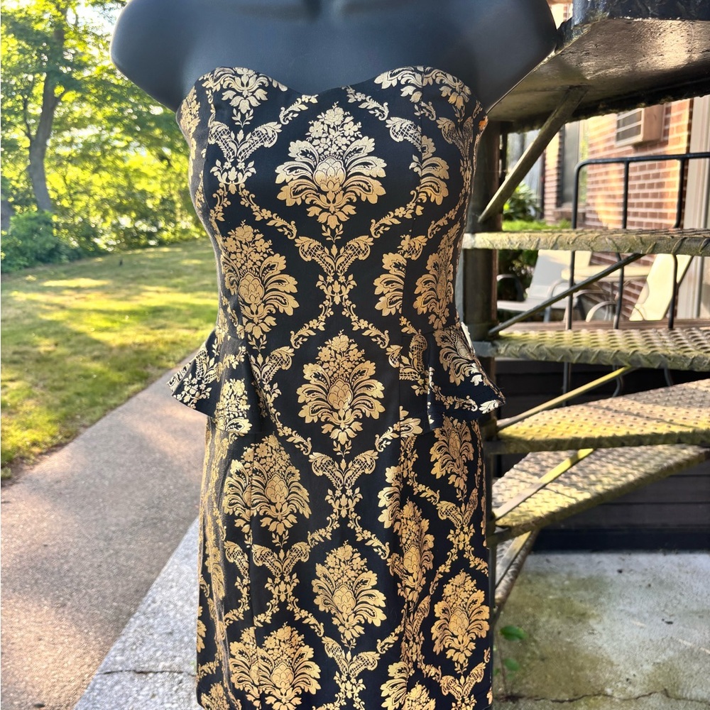 XTATEN Elegant Black & Gold Strapless Dress NWT Gorgeous for Formal Event Small - Picture 2 of 8